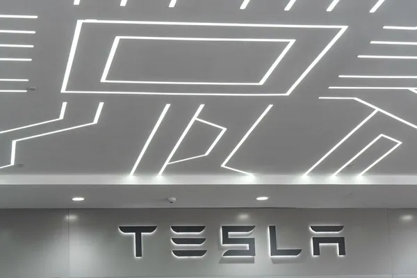 El futuro de Tesla según Elon Musk: IA, robotaxis y robots