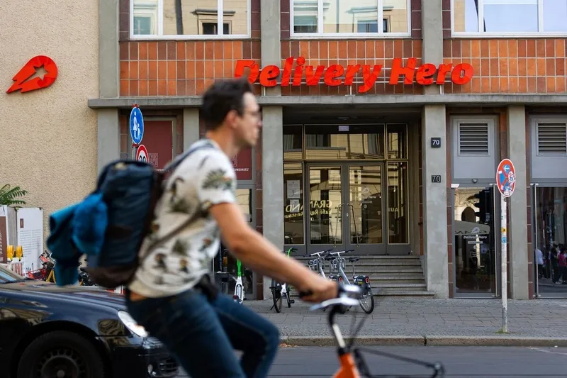 Prosus pide a la UE que cancele la venta forzosa de acciones de Delivery Hero