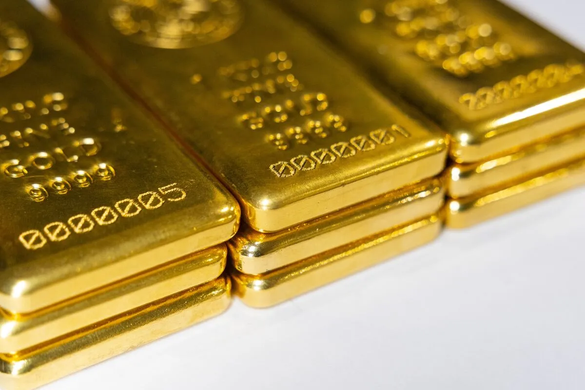 Oro estable ante señales mixtas en negociaciones Estados Unidos-Irán