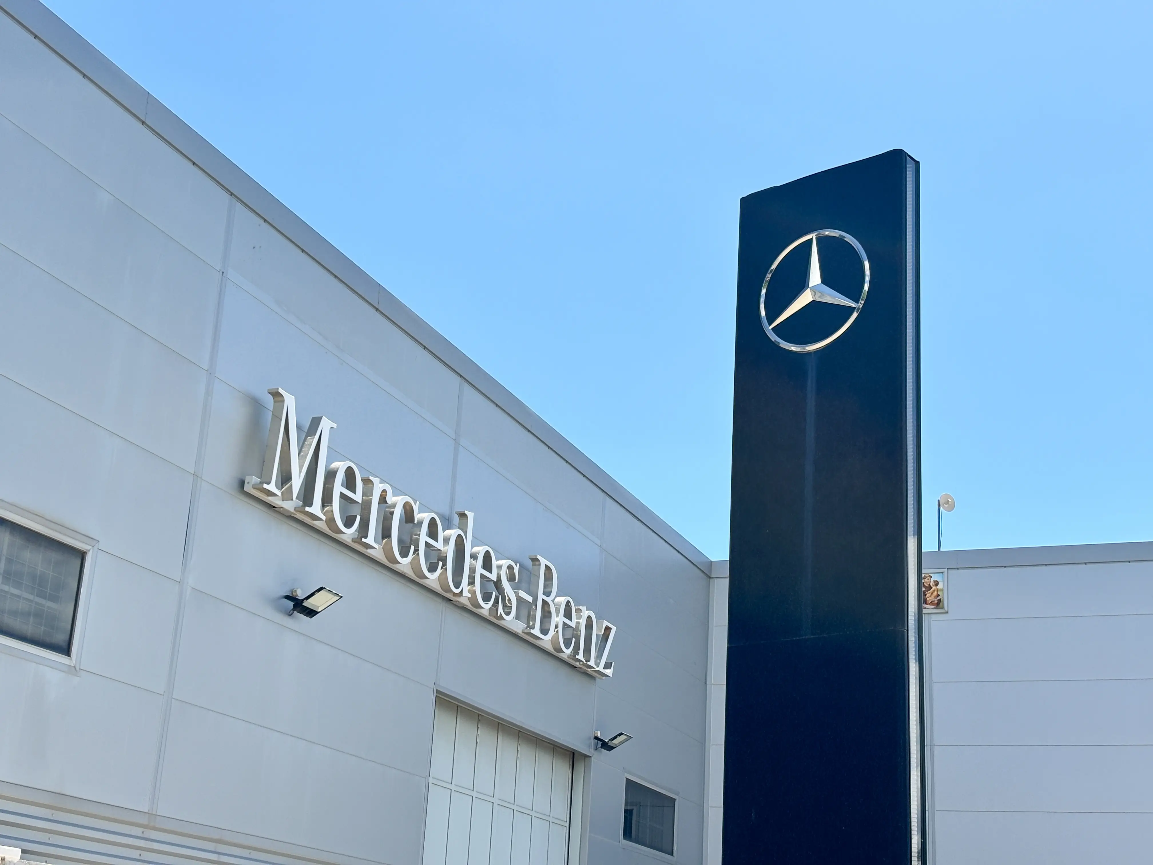 MBG.DE supera previsiones en Q1 pero afronta retos